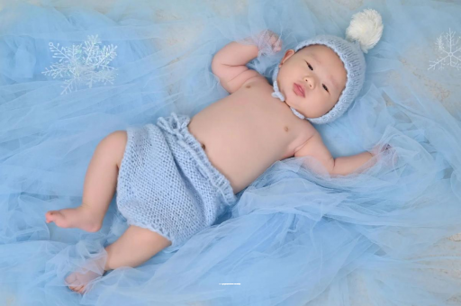 东方母乳宝宝大便颜色
